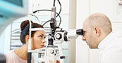 Image of Optholmologist and patient