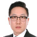 Dr. Chris Kim