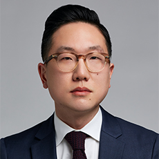 Headshot of Dr. Christopher Kim