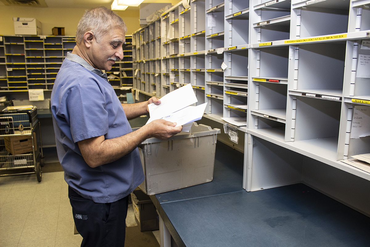 Gulam Malek in Mailroom