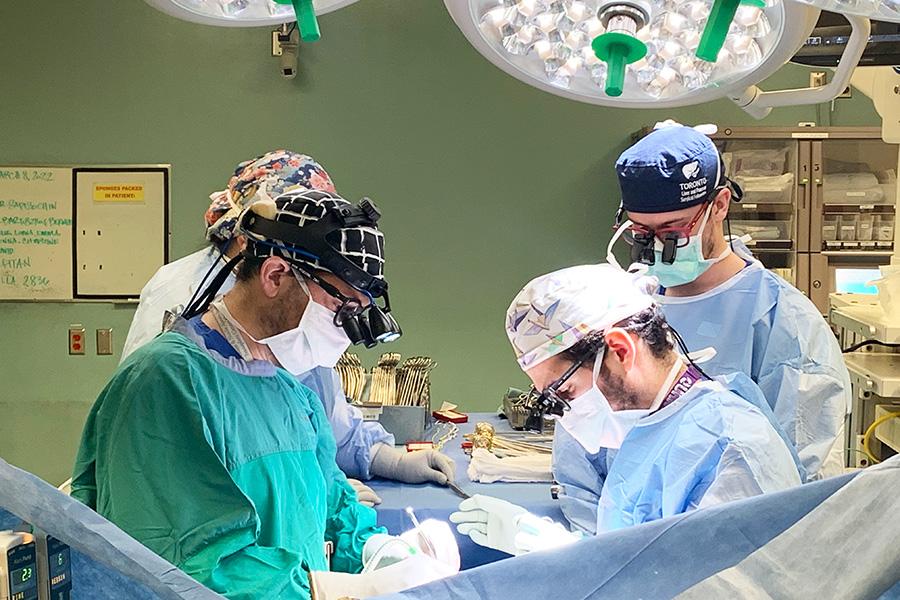 Dr. Sapisochin and team performing surgery