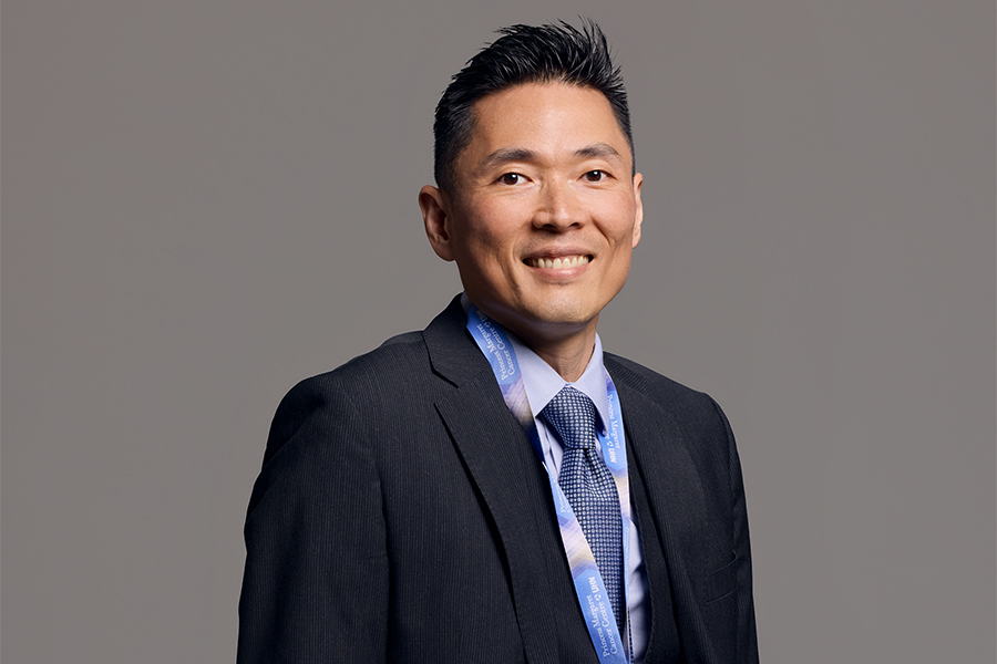 Dr. Raymond Kim