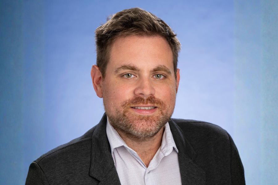 Dr. Enrique Sanz Garcia's headshot